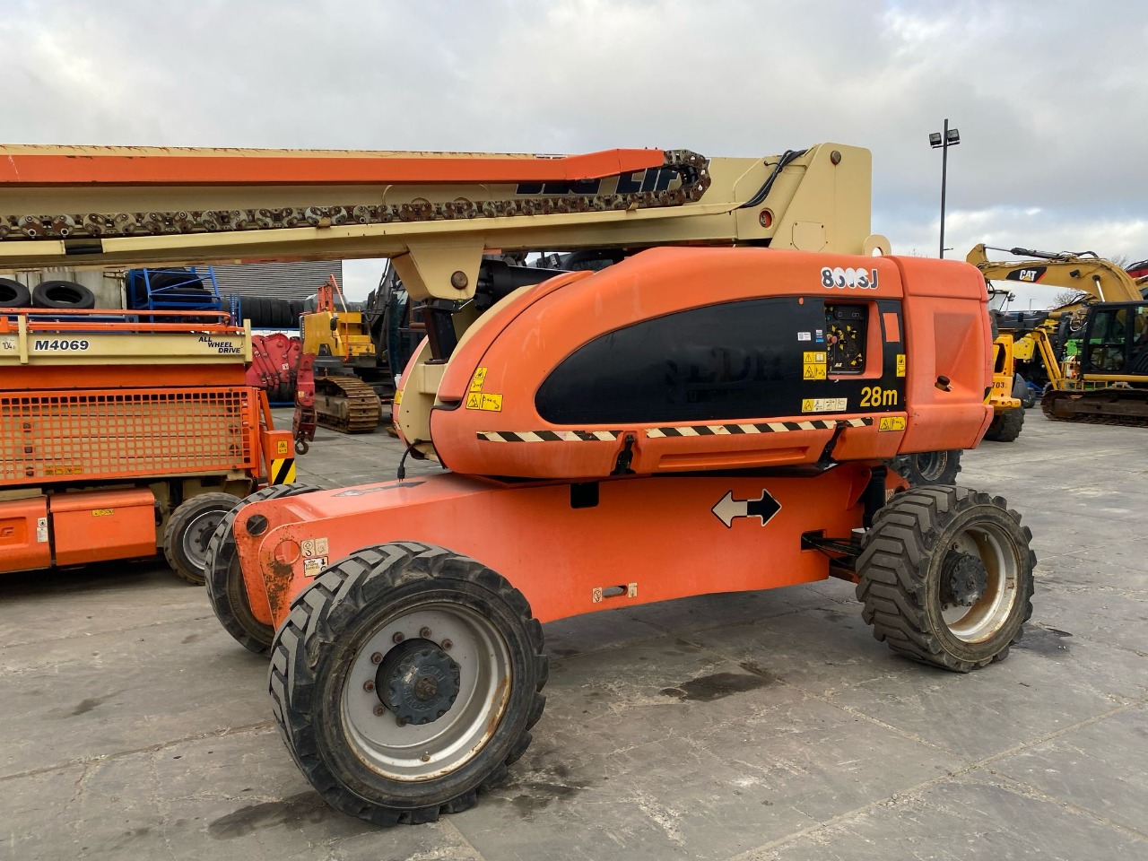 Telescopic Boom Lift - View 3